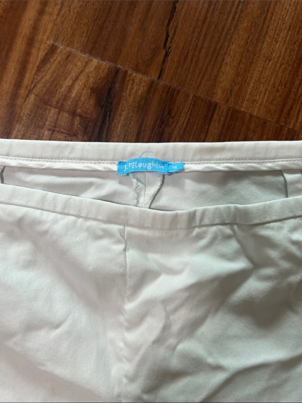 J. McLaughlin Cream Pencil Skirt with Slim Waistband